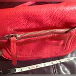 Marc Jacobs Coral Empire City crossbody bag
Red Empire City grained leather Photo 5