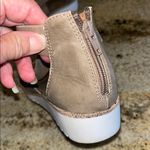 Euro Soft Sofft Tan Strappy Comfy Wedge Gladiator Sandals Size 6 Photo 3