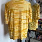 Natural Reflections Large Yellow Camouflage Top Photo 3