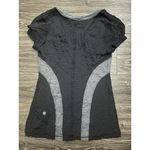 Lululemon  Black and Gray Short Sleeve size 4 Photo 3