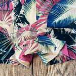 Reel Legends Adventure Beach Shorts Women's Size Medium Zipper Pockets Tropical Photo 3