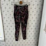 Lululemon  Base Pace High-Rise Tight 25"
Stencil Blossom Red Multi Photo 7