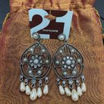 Forever 21 Twentyone earrings Photo 1