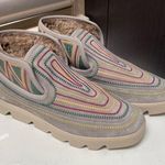 Bernardo ANTHROPOLOGIE Drea shearling suede boots boho Sz 7.5 Photo 2