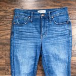 Madewell  • 9" Mid-Rise Skinny Crop Jeans Delmar Wash: Eco Edition distressed Photo 3