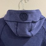 Lululemon Size 4 Blue Scuba Long Sleeve Full Zip Hoodie Thumb Holes Performance Photo 4