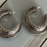 Bold & Beautiful Vintage Statement Pierced Earrings 2” 3/4 Chunky Hoops Silver Photo 0