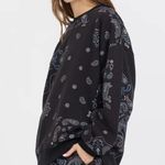 Vintage Havana Black Bandana Printed Fleece Crewneck Photo 2