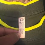 Under Armour  Tank Top Sleeveless Athletic Activewear Olive Green Yellow Trim M‎ Photo 1