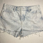 Old Navy High-Rise Light Wash O.G. Short Jean Shorts (14) Photo 0