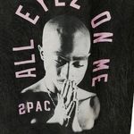 Urban Outfitters NEW 2Pac Rap Tee All Eyez On Me T Shirt Stone Wash Tour Concert Music Short S Photo 0