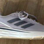 Adidas Tennis Shoes Photo 5