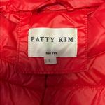 Patty Kim Red Lightweight Quilted Short Sleeve Puffer Jacket. Size: Small Photo 1