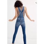 Madewell Skinny Overalls in Cedarburg Wash Raw Hem Jeans Size XXS Photo 3