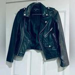 ZARA Womens sz Xs Vegan leather Cropped Moto Jacket black New Photo 0