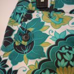 Ann Taylor  Floral Women Shorts - Green and Black Photo 4