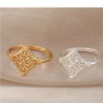 Boutique NEW 14k White Gold Plated Cut Out Filigree Hollow Flower Ring,‎ Size 7 Photo 13