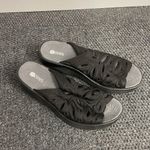 Bzees  Susie Washable black Slide Wedge Sandals Size 9.5 comfy casual mature Photo 0