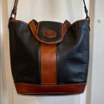 LUIGI BRAND ITALIAN VINTAGE TAN/BLACK PEBBLED LEATHER SHOULDER BAG SNAP CLOSURE Black Photo 1