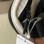 Lululemon Everywhere Belt Bag 1L Canvas - Natural/Black Photo 8