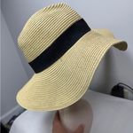 Gap Floppy Wide Brim Woven Paper Beach Hat EUC Photo 3