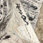 Alice + Olivia jeans Photo 2
