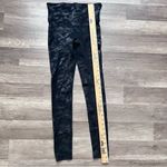 Spanx Faux Leather Camo Leggings Matte Black Size M Photo 4