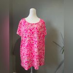 Lilly Pulitzer  Etta Top in the "Passion Fruit Pink Absolutely Flamazing" print Photo 2