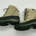 Columbia  Women’s Cascadian Summettte Tan Size 10 Photo 2