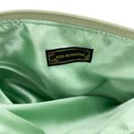 Red Blossom Embroidered Dandelion Wristlet Purse Green Photo 4