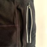 Athleta  Capri length black yoga exercise workout pants Size Medium Photo 4