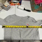 Vineyard Vines Women's Mrs. Claus Holiday Whale Pocket Gray T-Shirt XS Photo 6