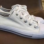 Faded Glory White sneakers size 7 new never worn Photo 0