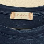 Altar'd State Altar’d State baloon sleeve crochet Hem Top, acid wash denim blue, size S Photo 3