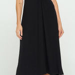 Final Touch PRE-WASHED SOLID GAUZE SLEEVELESS DEEP V-NECK FRONT KNOT MAXI DRESS.
100% RAYON Photo 0