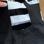 Black and white dress Size 4 Photo 3