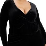Good American  Velvet Wrap Top Black 6 equals 3XL Photo 0
