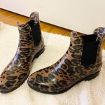 Life Stride NWOT  leopard cheetah jelly Chelsea boot Photo 3