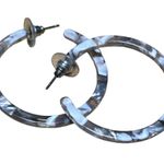 Women's Unbranded One Size White Grey Marbled Hoop Earrings Photo 1