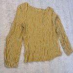 Everly  blouse • size S Photo 6