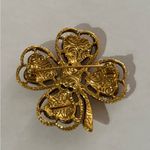 Gold Four Leaf Clover Heart Brooch with Rhinestone. Photo 1