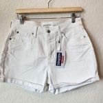 Denizen from Levi's NWT Levi's Denizen High-Rise Jean Shorts size 30 Photo 2