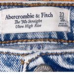 Abercrombie & Fitch Ultra High Rise 90s Straight Jean size 33/16 Photo 3