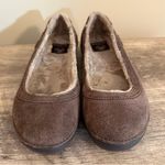 Crocs  Berryessa Brown Suede Flats Shoes Faux Fur Lining Women’s Size 8 Photo 2