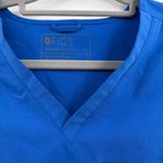 FIGS  Catarina One-Pocket Scrub Top Technical collection women's M Royal Blue Photo 4