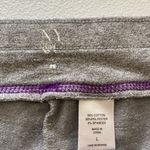 New York & Co. NWOT women’s soft gray stretch purple stitch leggings large Photo 4
