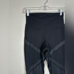 Aerie  The Hugger High Waisted Ribbed Black Legging Women’s Sz M Photo 1