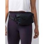 Lululemon Fast Track Belt Bag One Size NWOT Black Photo 1