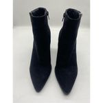 Forever 21  faux suede size 7 black booties with zipper Photo 2