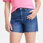 On 34th High Photo 0